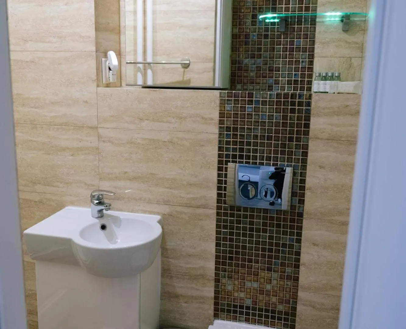 Warsaw Downtown Studio - Top Location, Metro Nearby - By Rentujemy شقة
